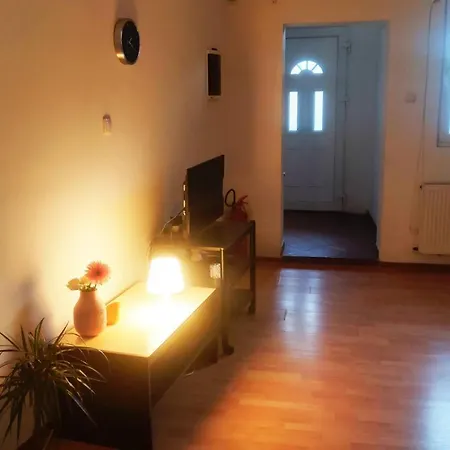 Aliyah Δωμάτια σε οικογενειακή κατοικία